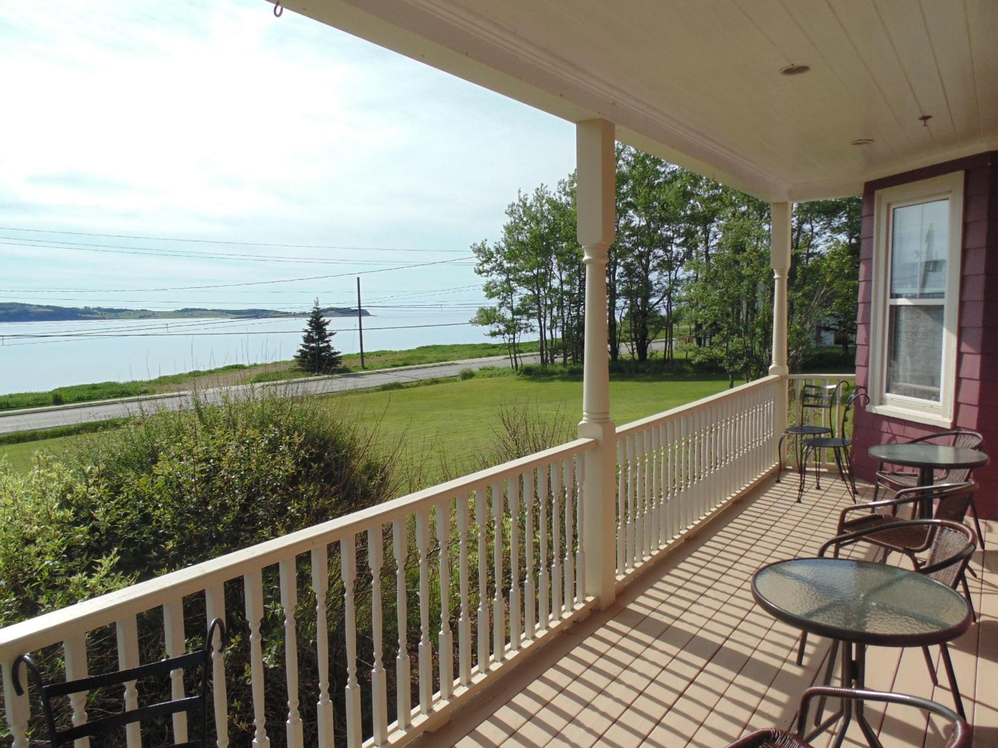 Hillcrest Hall Country Inn Port Hood Exterior foto